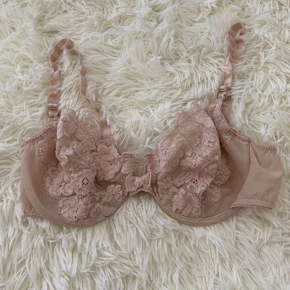 Oscar de la Renta underwire bra 34c